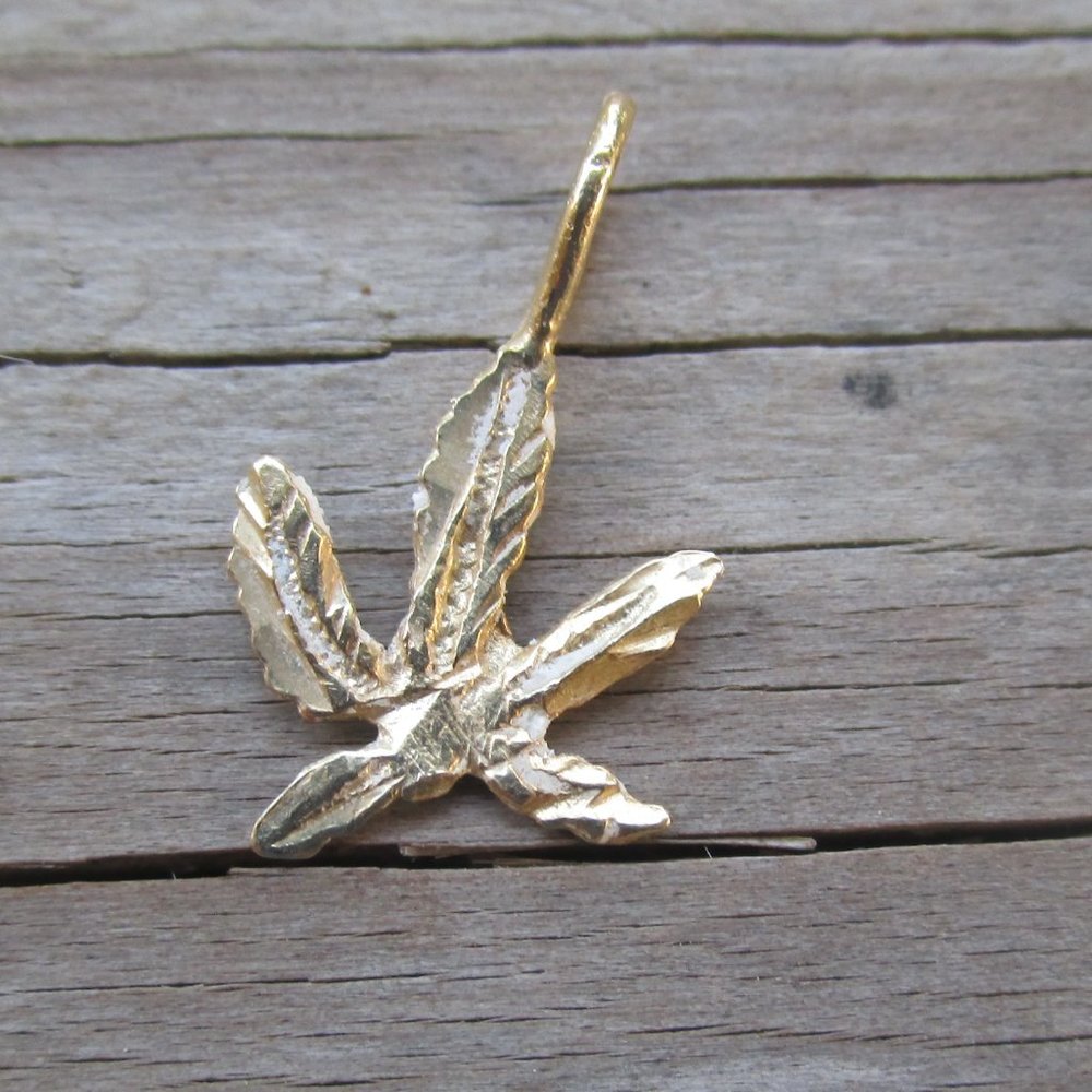 HOST PICK!!!Vintage 14 kt yellow gold 420 Maryjane Cannabis Small Leaf pendant
